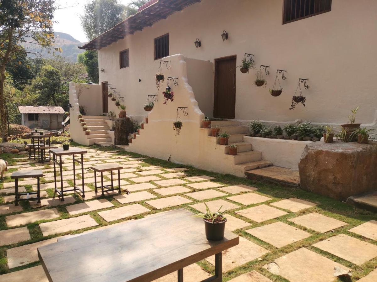 Achalaa Resort كولهابور المظهر الخارجي الصورة